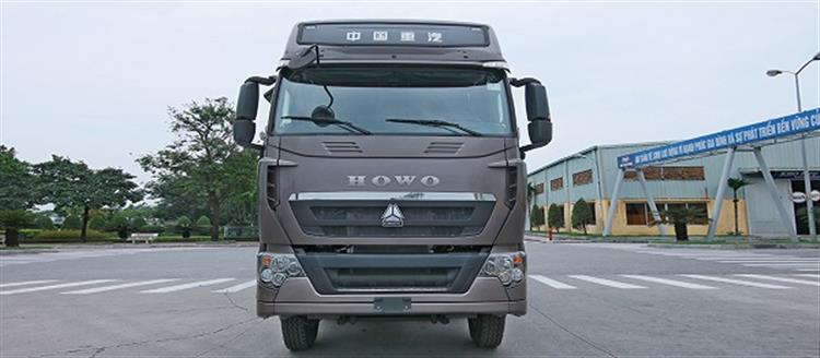 Xe tải thùng Howo 4 chân 371hp A7